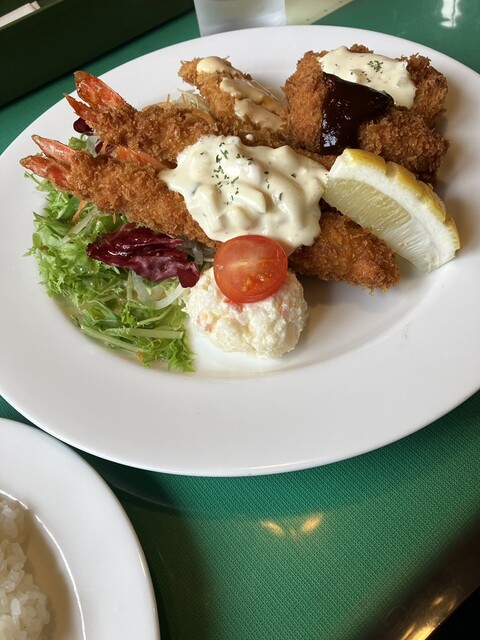 レストラン グリーンパーラー - 釧路市その他（洋食）の写真