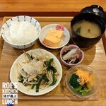 Roe's kitchen - 