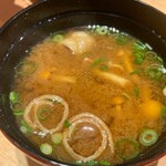 よし平 - みそ汁