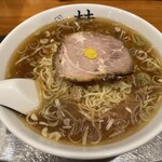 煮干しだし醤油ラーメン 桂 - ラーメン中