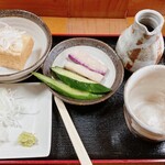 脱サラ蕎麦屋 猫のしっぽ - 薬味は　ネギ　大根おろし　わさび