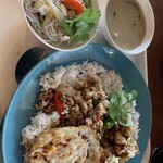 カフェ ガパオ - 