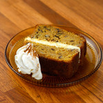 MUSA - 素朴な味わいが絶品の『キャロットケーキ』