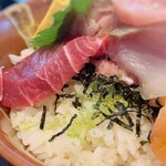 Sushi Sakana Jizake Appare - ちらし寿司
