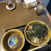 なぜ蕎麦にラー油を入れるのか。 大塚店