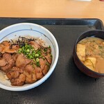 なか卯 - 鶏の照り焼き丼（小）と季節のみそ汁