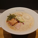 maren - 限定魚介白湯そば1,200円