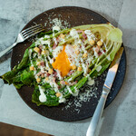 ロメインレタスのグリルシーザーサラダ / Grilled Caesar Salad
