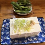 Okutamano Aji Muraki - 冷奴、お通しの枝豆