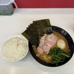 ラーメン 塚田家 - 