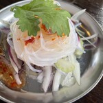 アジアン食堂 シロクマ - ランチのミニサラダ