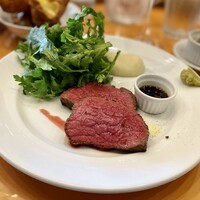トラットリア グランボッカ - 新スペシャルコース：特選A5和牛のグリル 100g 春菊バクダン添え