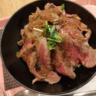 I T O 肉バル ダイニング_0