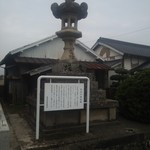 大平製麺 - 目印は、コレ・・・この向かいの民家がそうです。