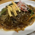 韓国家庭料理 炭火焼肉 しんちゃん - チャプチェ