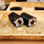 鮓 かね庄 - 追加のかんぴょう巻き、こちらも家人と半分づつ