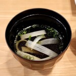 鮓 かね庄 - 鯛の吸い物、野菜の中で大好きな独活が入ってた！