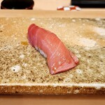 鮓 かね庄 - 中とろ