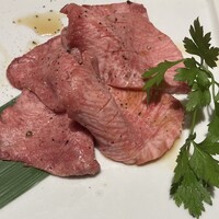 徳壽  - 特上タン