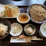 蕎麦茶屋 まきぼう - そば定食