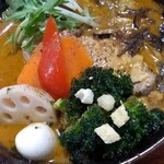 スープカレーGARAKU - やわらかチキンレッグと野菜