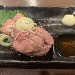 Yakitoriya Minoji - 鶏レバー刺身