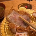 銀座とんかつ檍 銀座4丁目店 - マンガリッツァは脂身のコクと旨味が格別