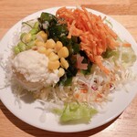 ステーキ屋 松 - サラダバー