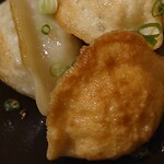 是的菜館 - パリっとしていて、皮はもっちり。お腹いっぱいになるやつ。