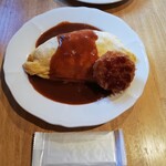 たまごカフェ - たまごカフェランチ 1090円、Mサイズ 100円
