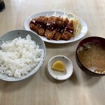 Ajihei - ◆ とんかつ定食 ¥650-