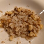 クッチーナ - このトリュフの香りと玉蜀黍のシャキっと感
      チーズの旨味濃厚な味わいのリゾット
      
      これは締めまで旨いねえ❕