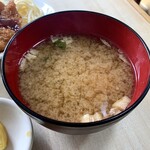 Ajihei - ◆ 味噌汁
                      安定感のある定食屋の味。