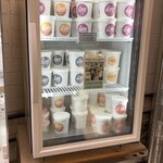 Diamond Head Market & Grill - 