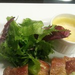 グラスハウス - サラダも自家製の野菜が