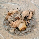 La Stalla - 松茸にもいろんな種類があって味が違うんだってさ