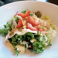 Shangri-La’s secret 表参道店 - サラダ