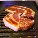 個室 神戸焼肉×食べ放題専門店 肉丸 - 