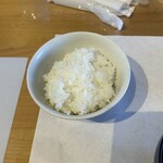 竈 - ツヤツヤご飯。奈良の浅井農園で収穫された「ひのひかり」