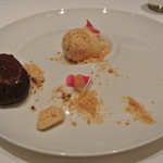 フロリレージュ - 焼き立てエクレアとクレムブリュレのアイスクリーム、エスプレッソのシャーベット