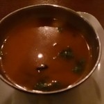南インド料理ダクシン 八重洲店 - ミックスシーフードスープ　とてもスパイシー。コリアンダー、クミンなど。