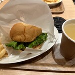 The 3rd Burger - ホットレモネードをお願いしました。