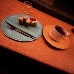 アッサンブラージュ カキモト - 