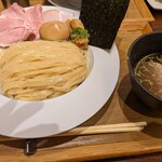 なにわ麺次郎 然 - 黄金貝つけ麺 大盛り