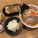 ラーメンめん丸 - 