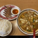 天理スタミナラーメン - 料理写真:みそスタミナラーメン＋α