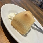 CONA - セットのパン