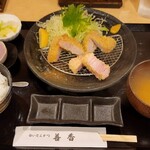 Shiroi Tonkatsu Zenkou - 