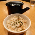 Teppanyaki Ten - 〆の一品(鰹と昆布の一番出汁のお茶漬け)