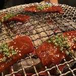 炭火焼肉ホルモン うしごろ - 